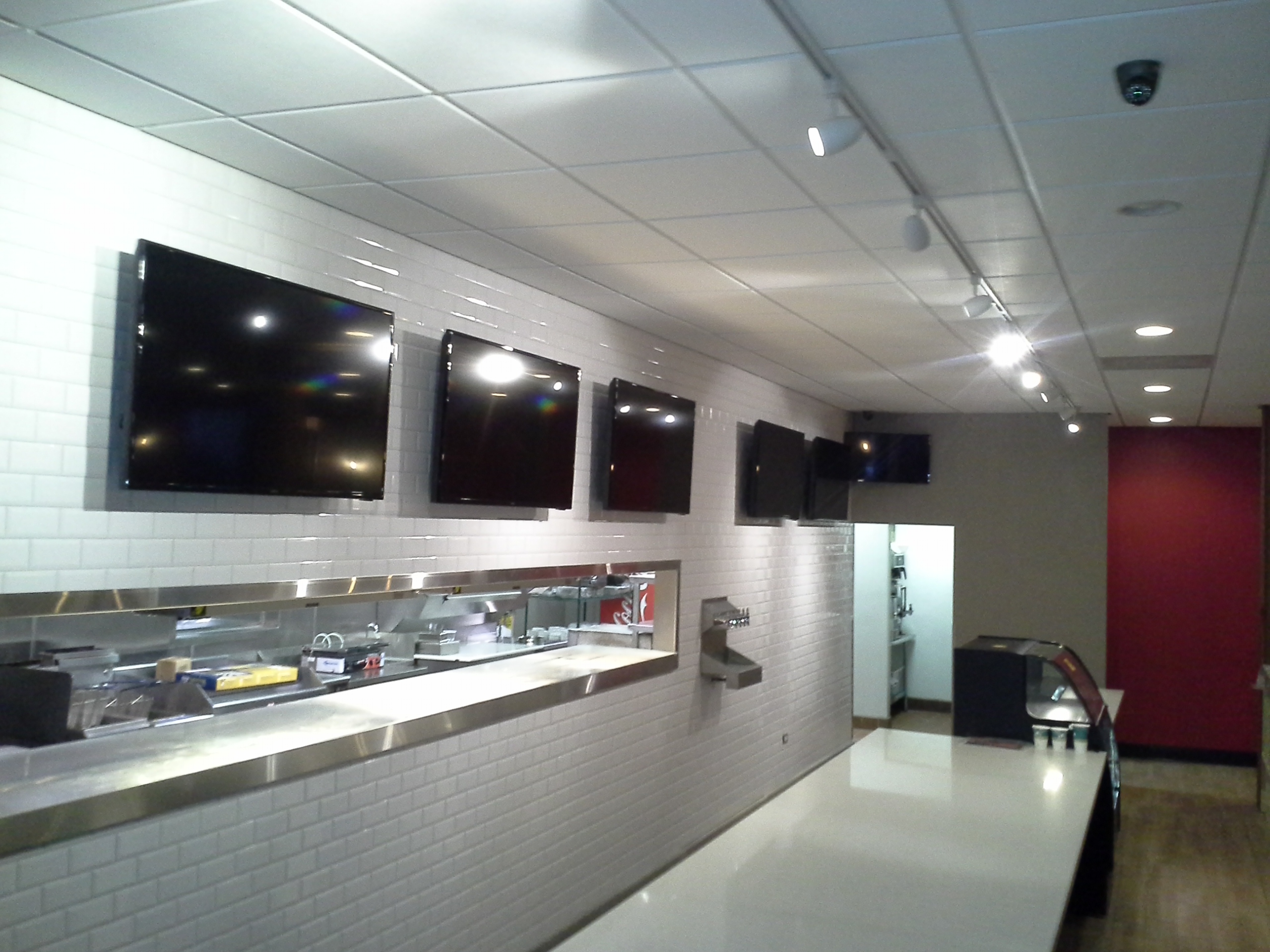TV Installation iTEK Sports Bar Resurant TV Installation